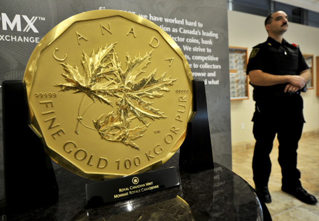 Золотая монета Канадского гиганта Элизабет